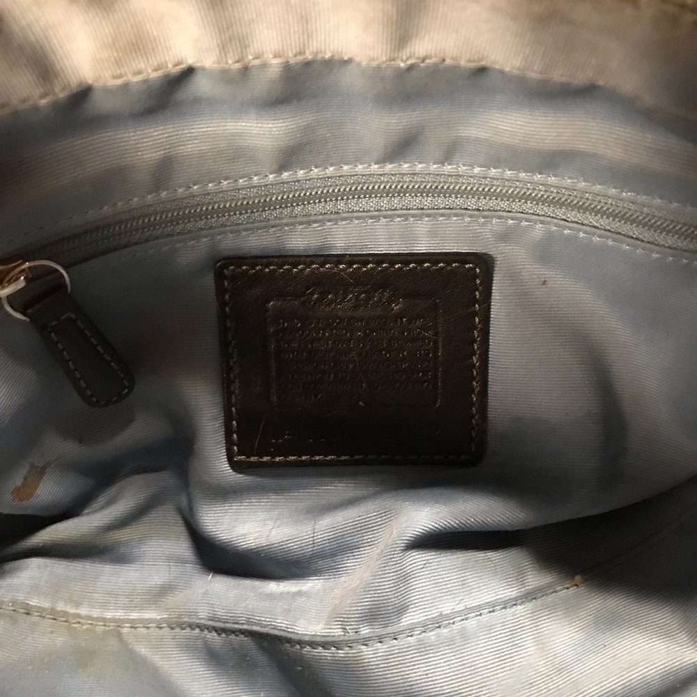Classic Coach bag!! - Picture 7 of 7